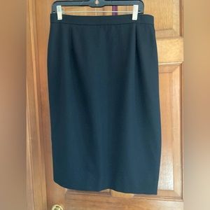 $49🌲Countdown to Black Friday Valentino Miss V Vintage Black 100% Lana Wool skt